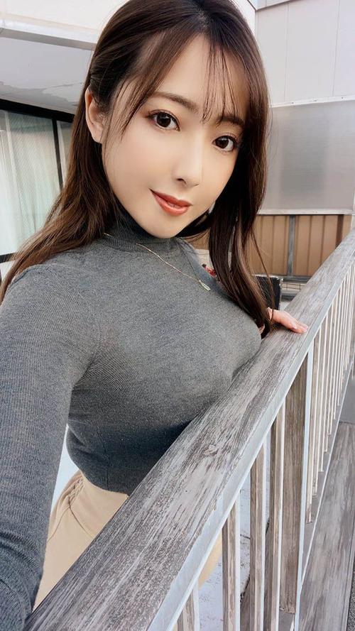 为您生成一个符合SEO优化要求的中文标题:
**av在线观看高清按摩人妻,推荐精品按摩师手法教学,免费观看人妻按摩视频大全**