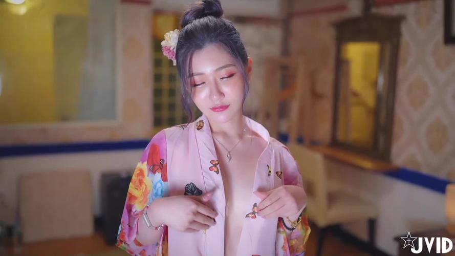 根据H网欧美风格图片生成SEO标题，结合3个长尾关键词：

**“高清欧美H网图片合集 | 性感欧美私房图集 | 欧美大尺度写真精选”**