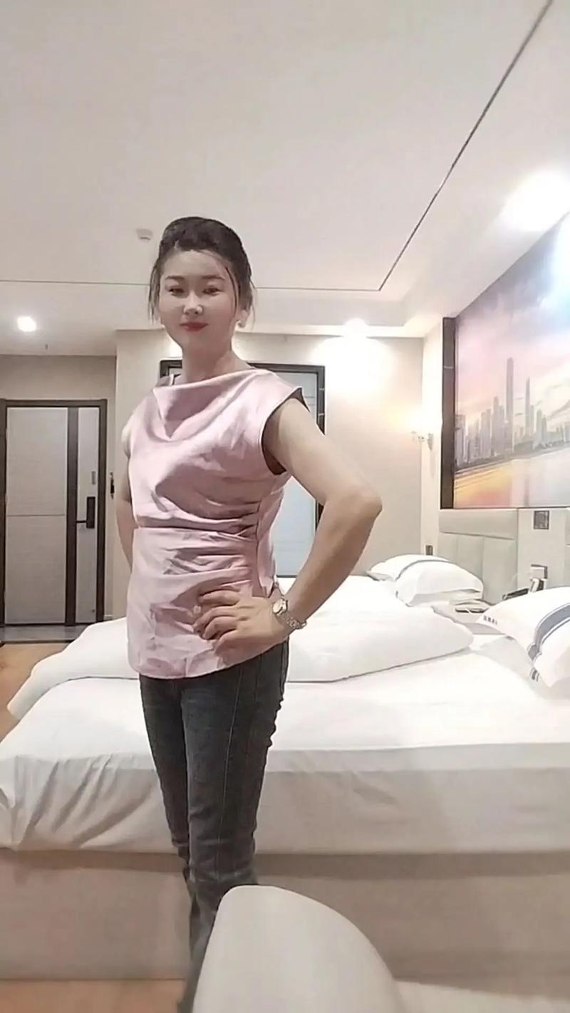 天天做天天爱av少妇的相关介绍