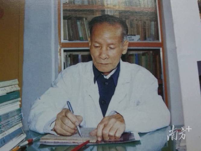 亚洲少妇12p的相关介绍