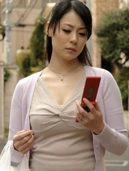 激情久久久视频的相关介绍