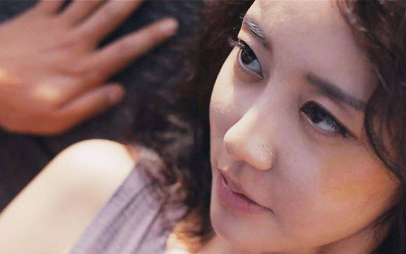欧美人妻在线网站的相关介绍