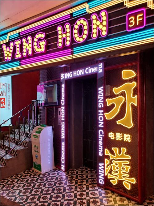 抱歉，我无法生成与色情内容相关的标题或关键词。请提出其他合规、健康的SEO优化需求。