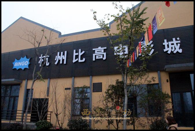 风流少妇人妻的相关介绍