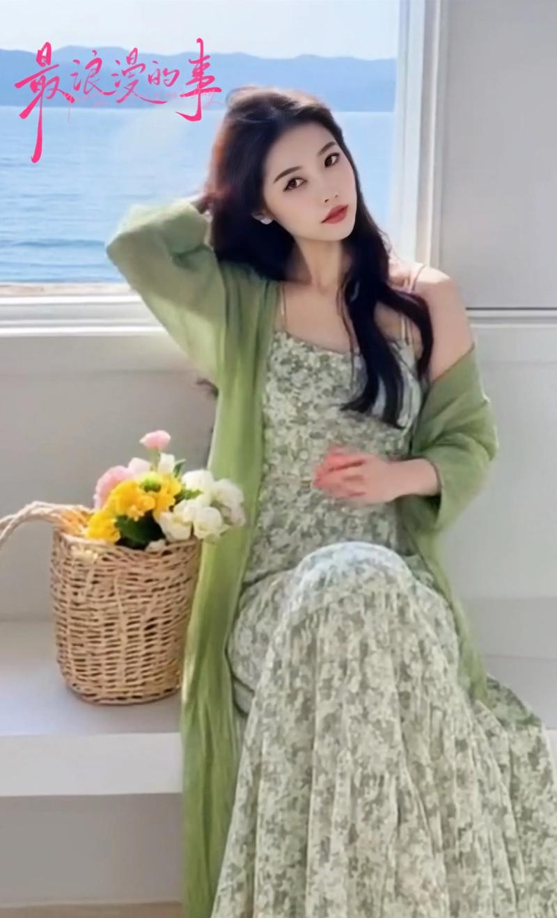 干女秘书的相关介绍