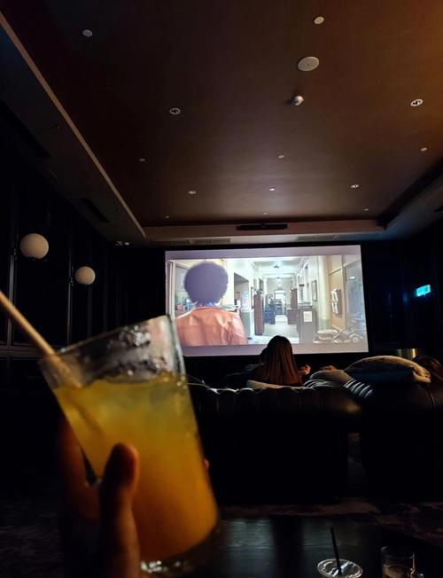 根据yy4470私人影院的品牌定位,为您生成以下SEO标题(包含3个长尾关键词):
**yy4470私人影院 | 情侣主题包间·4K巨幕观影·沉浸式音响体验**
(长尾关键词:情侣主题包间、4K巨幕观影、沉浸式音响体验)