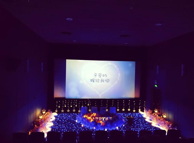 国产模特大尺度写真的相关介绍