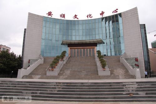 操处女姐姐的相关介绍