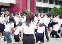 亚洲男人的天堂v的相关介绍