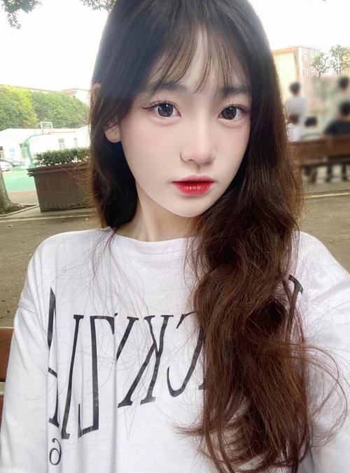 偷拍操老女人bavbav的相关介绍