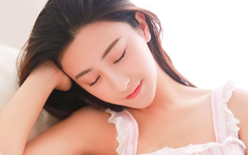 女人下带发黄是什么原因的相关介绍