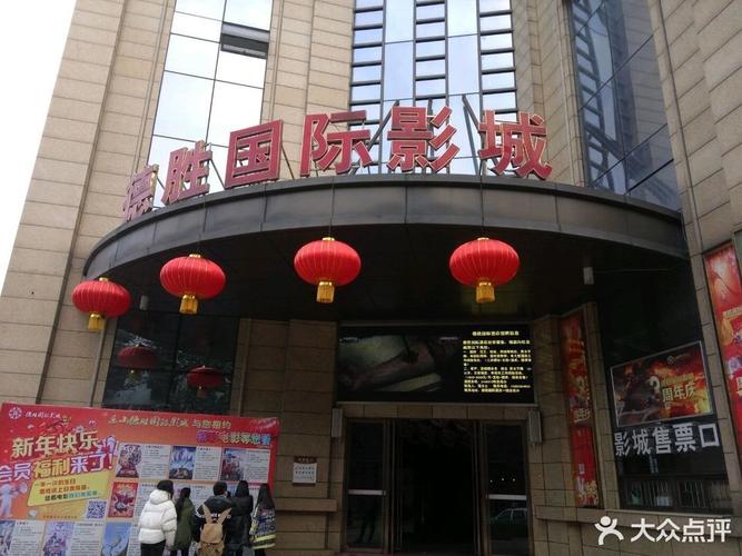 俄罗斯肥胖女毛片的相关介绍