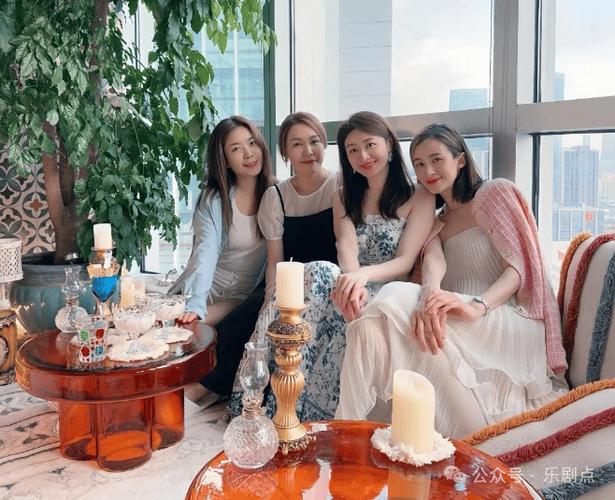 少妇av在线一区的相关介绍
