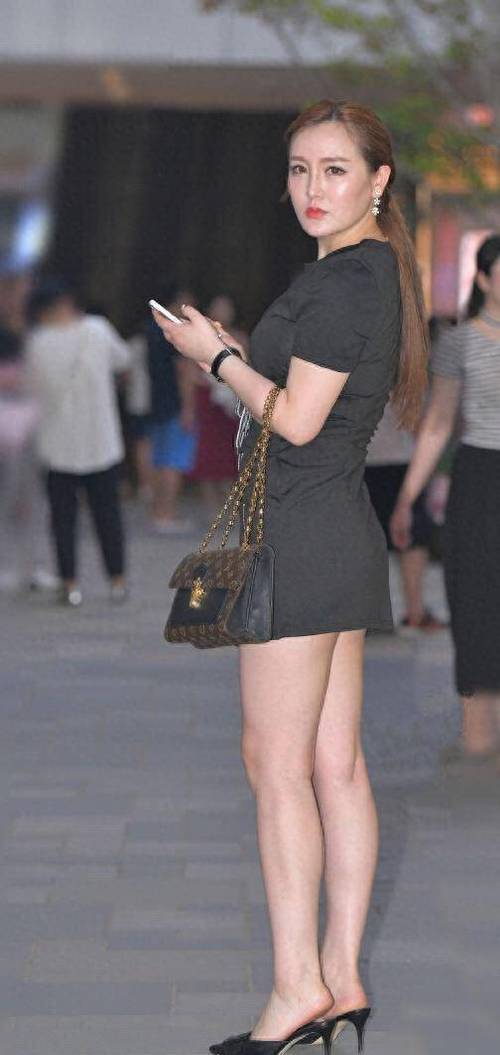 湿妹影院的相关介绍