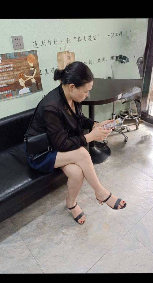 夜猫影院的相关介绍