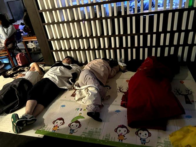 欧美美女第一页精品的相关介绍