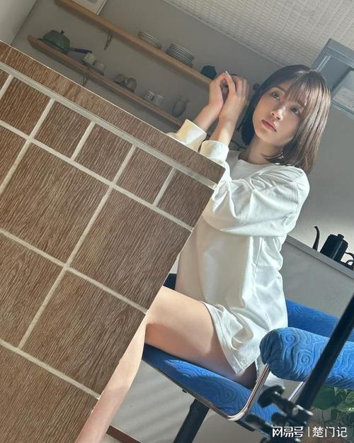 亚洲少妇性插的相关介绍