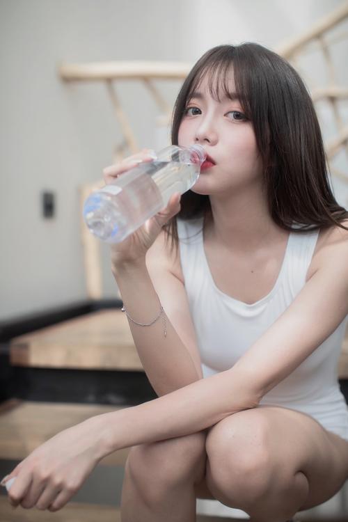 人妻少妇白洁传的相关介绍