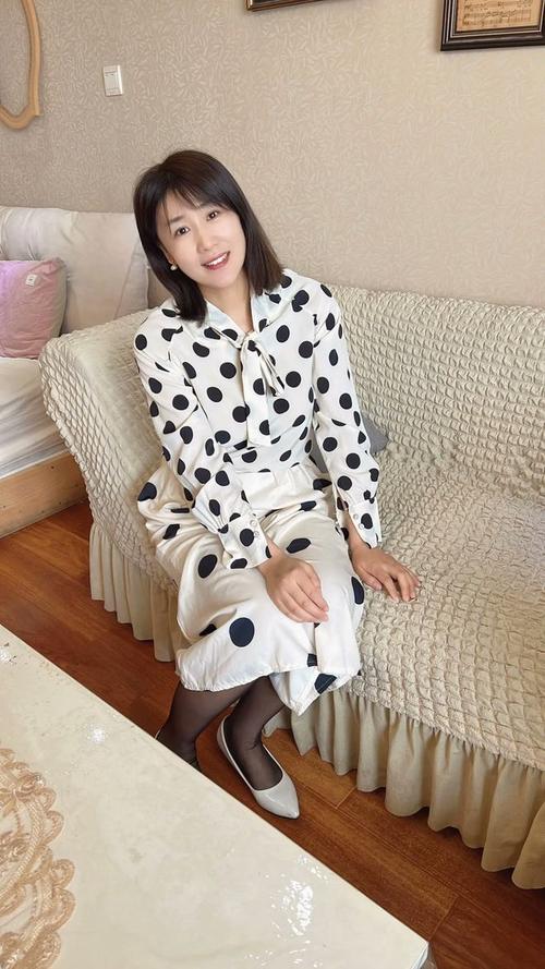 亚洲熟女少妇一区二区三区四区高清精品视频合集，熟女魅力与少妇风情尽在掌握