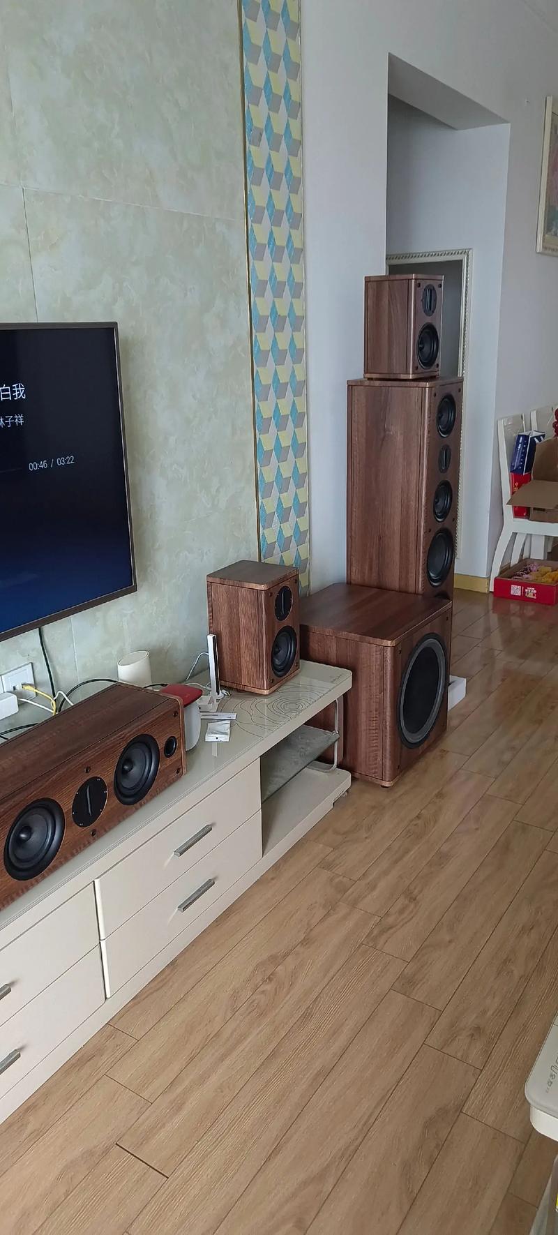 精品久久久久久不卡的相关介绍