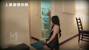 另类激情久久的相关介绍