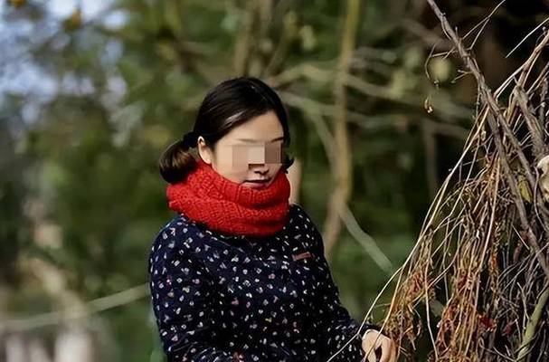 亚洲少妇精品自拍av的相关介绍