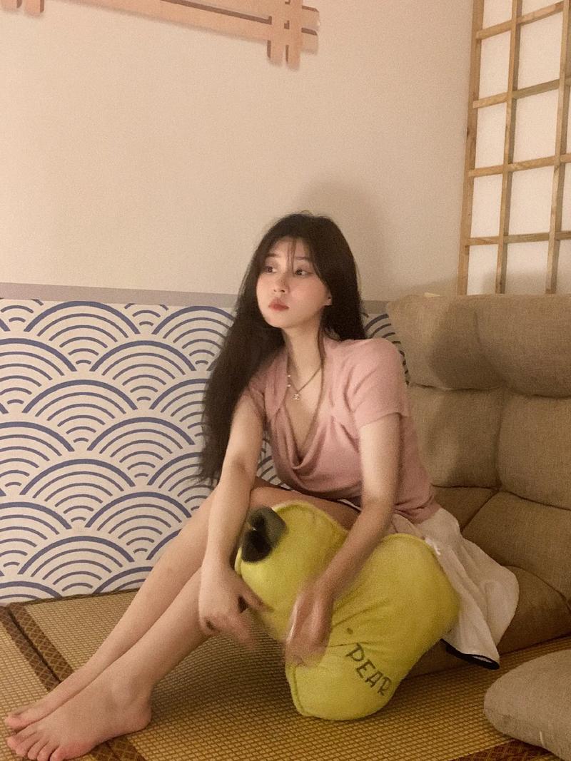 人妻少妇免费播放的相关介绍
