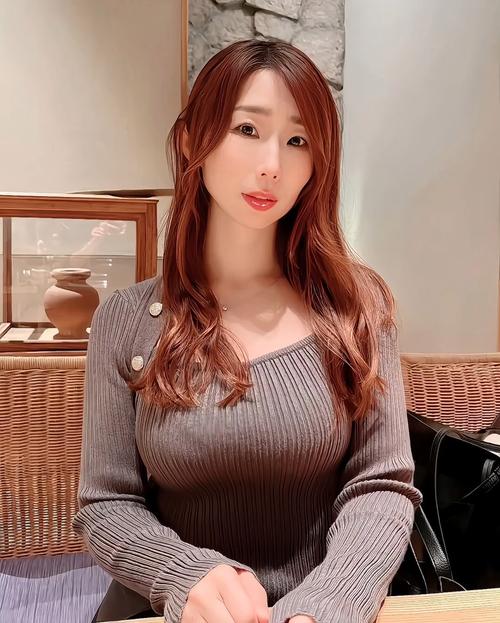 美女老师在线操的相关介绍