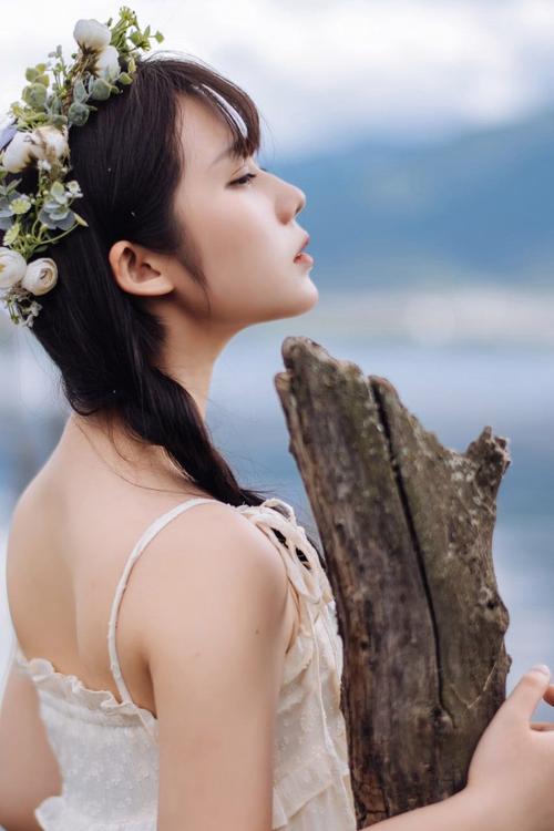 人妻少妇久久精品的相关介绍