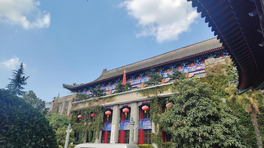 很很lu影院的相关介绍