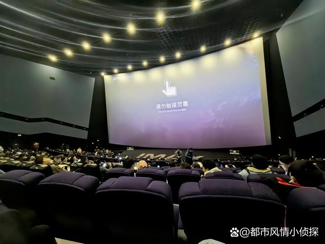 操了老师的逼的相关介绍